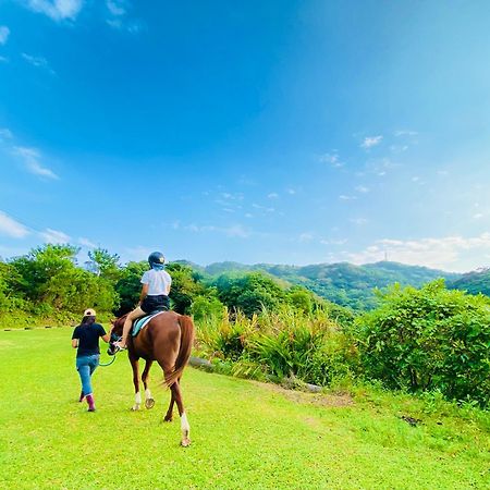 Vila Muumin Farm Nakijin Exteriér fotografie